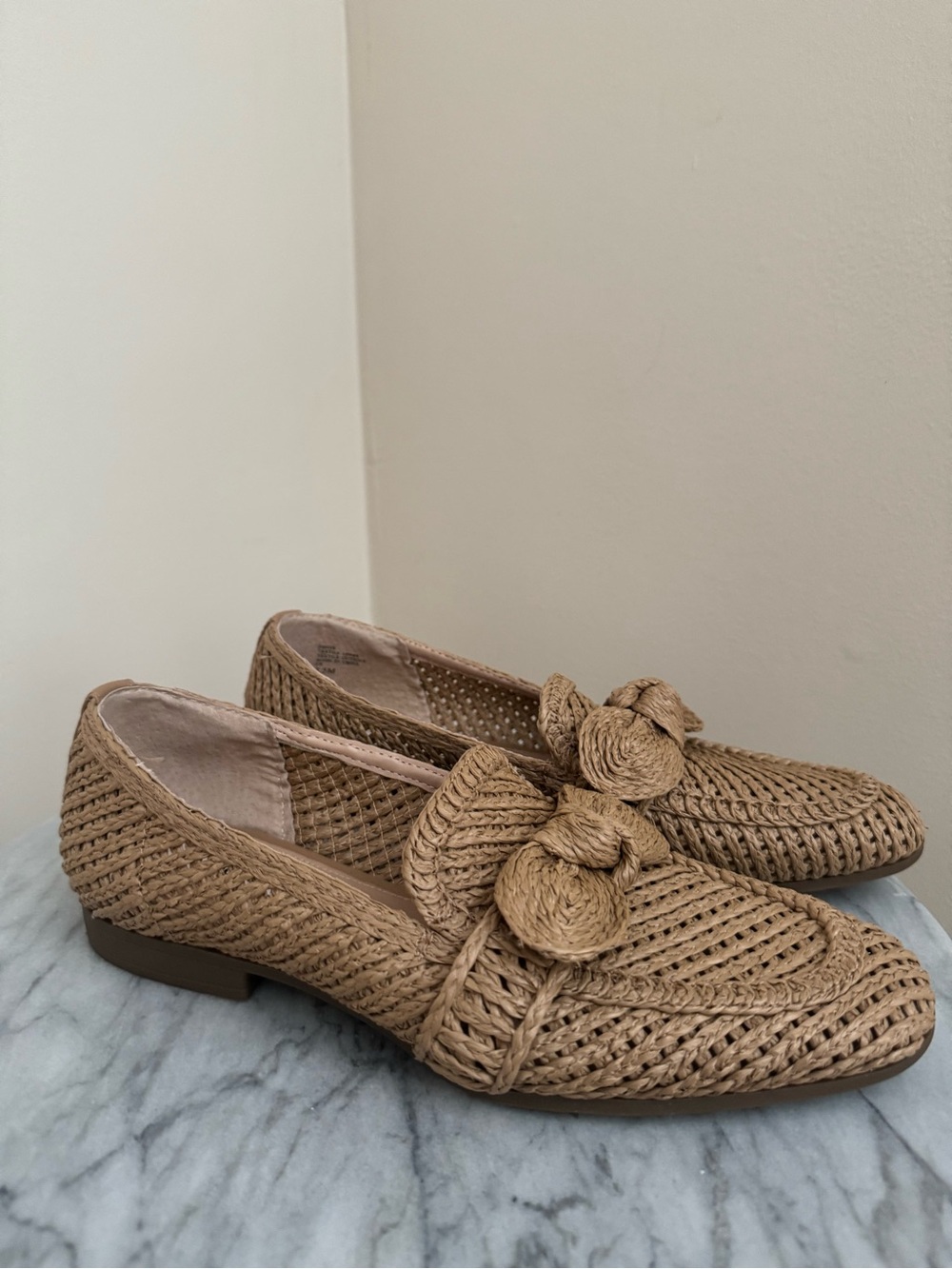 Charles David Finite Raffia Loafers Women’s Size 8.5 Tan Woven Slip On Flats - Picture 2 of 10